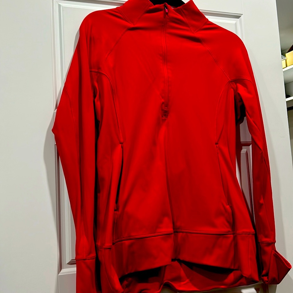 Like new Athleta workout long sleeve shirt